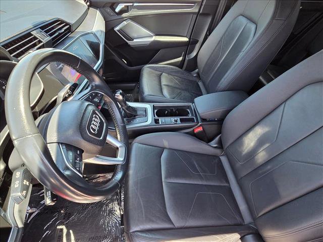 Used 2020 Audi Q3 2.0T Premium w/ Convenience Package AWD/4WD image 15