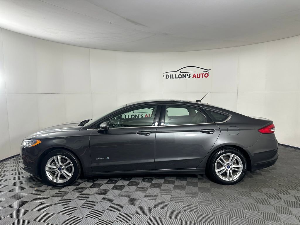 Used 2018 Ford Fusion S FWD image 3