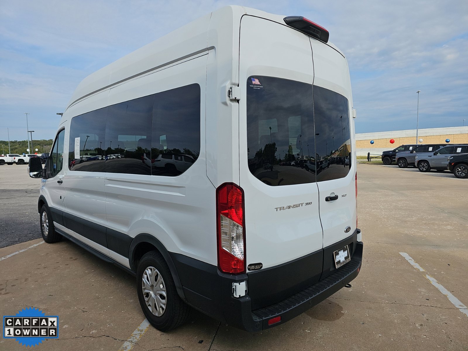 Used 2025 Ford Transit 350 XLT RWD image 6