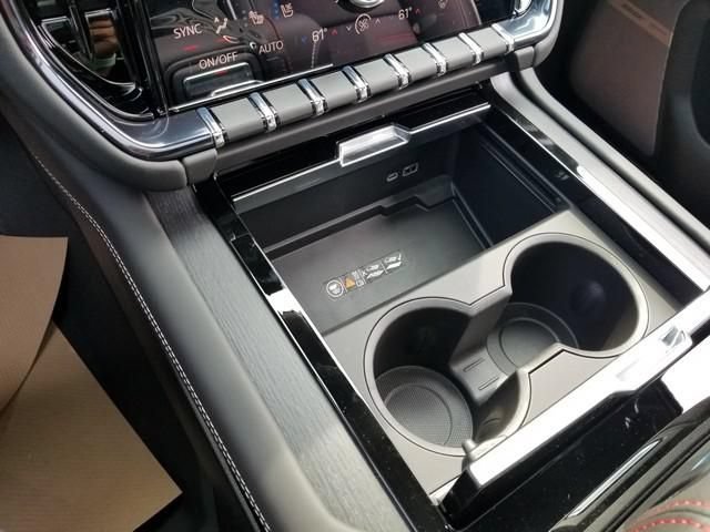 New 2026 GMC Yukon XL AT4 Ultimate AWD/4WD image 12
