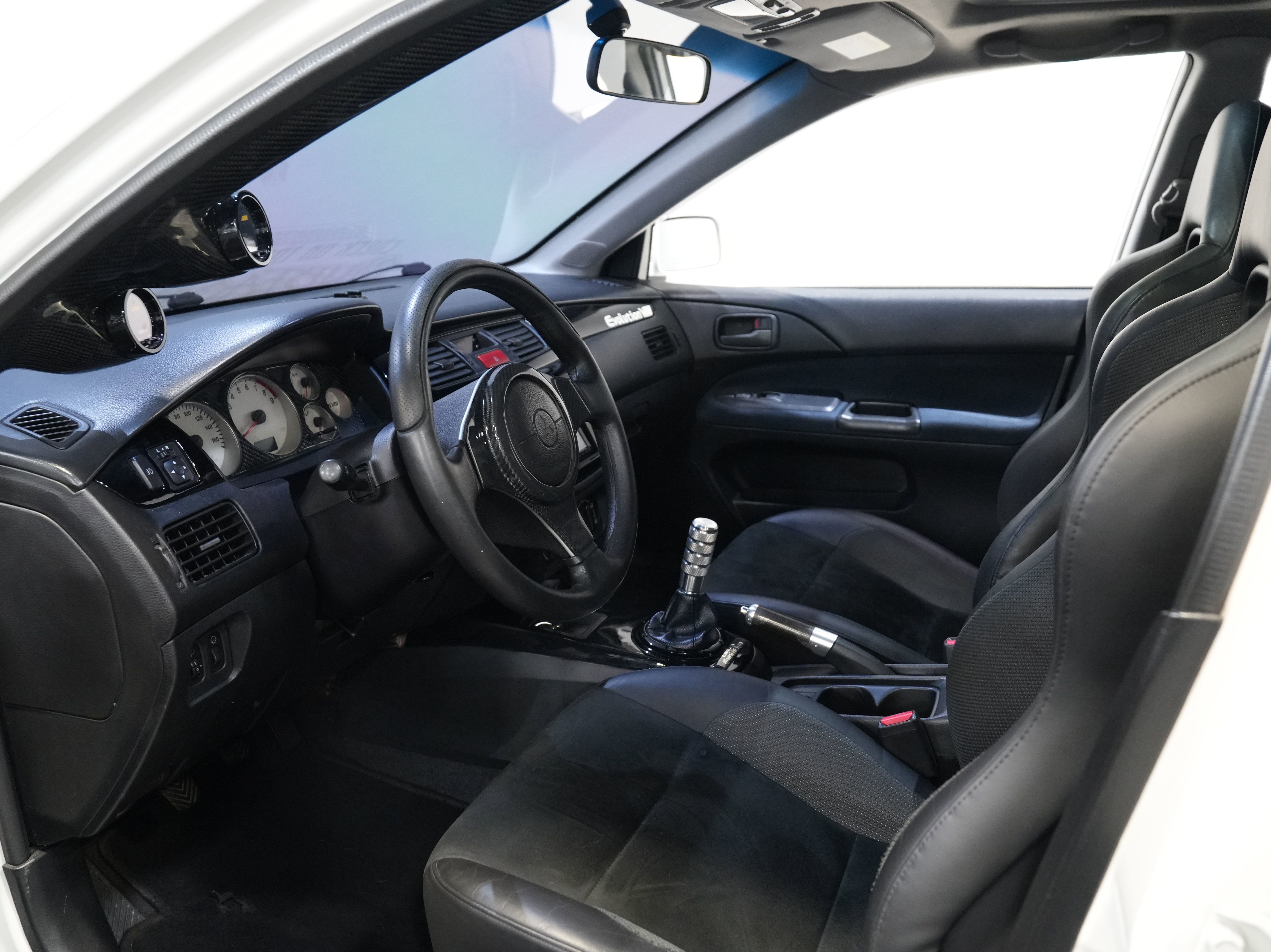 Used 2003 Mitsubishi Lancer Evolution image 34