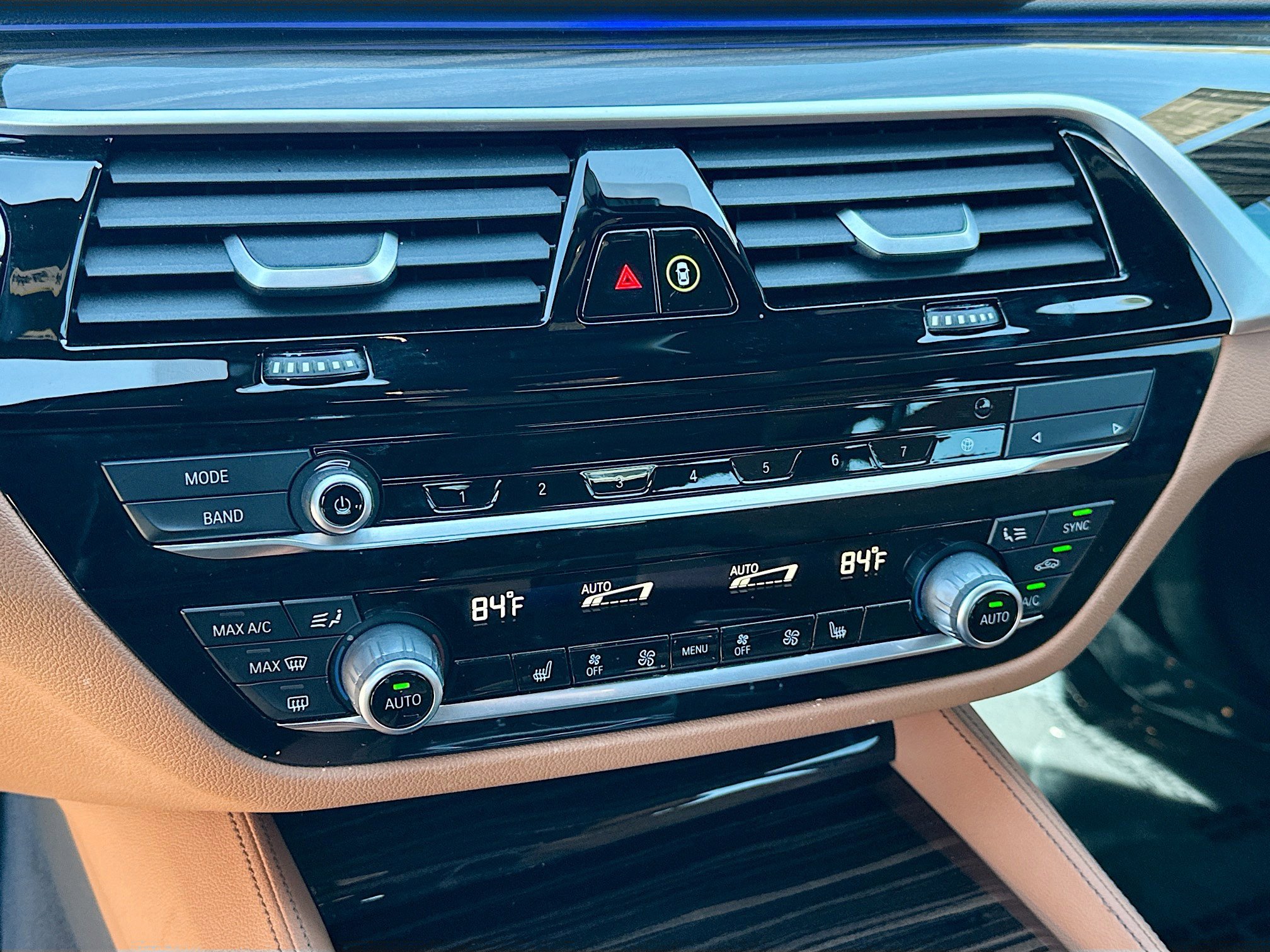 Used 2023 BMW 530i w/ M Sport Package image 16