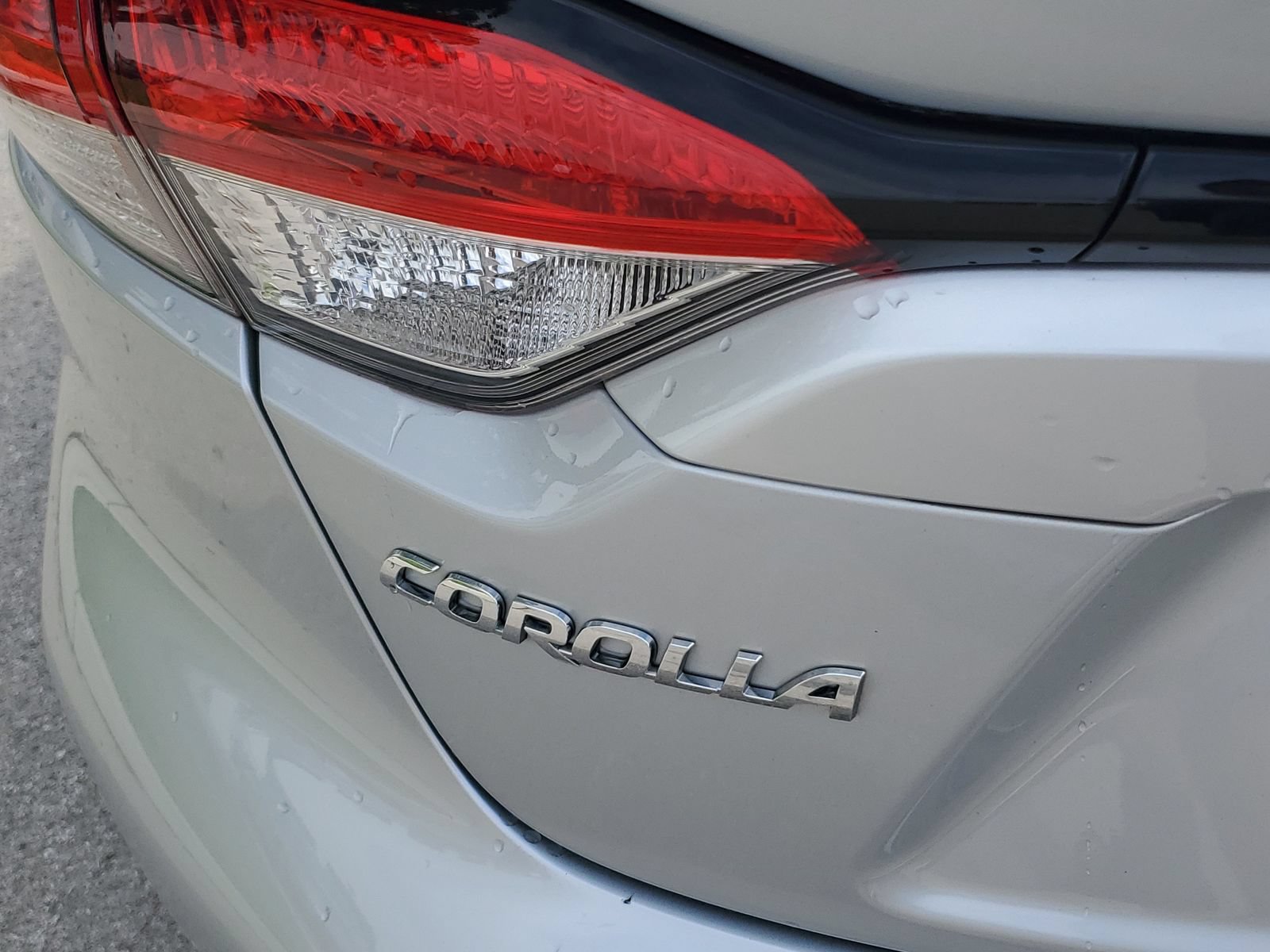 Certified 2024 Toyota Corolla LE FWD image 7