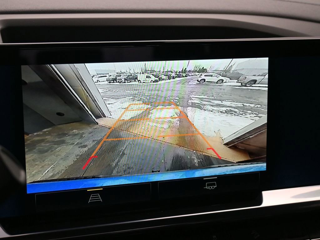 Used 2025 Chevrolet Silverado 1500 LT Trail Boss w/ LPO, Dark Essentials Package image 31