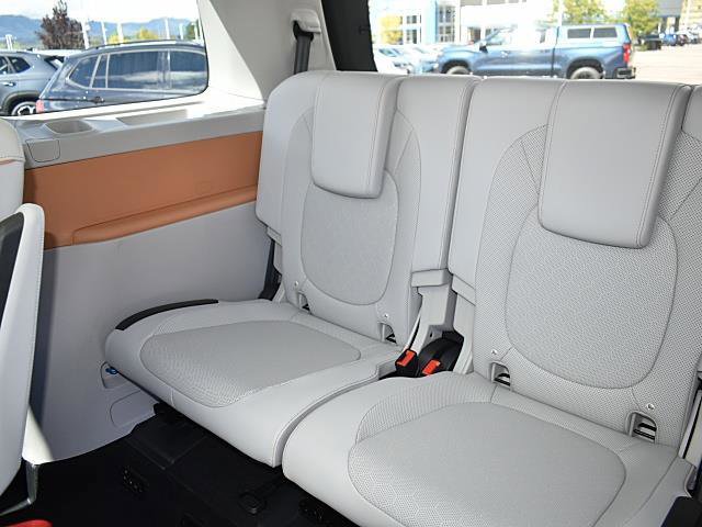 New 2025 Volkswagen ID. Buzz Pro S Plus image 9