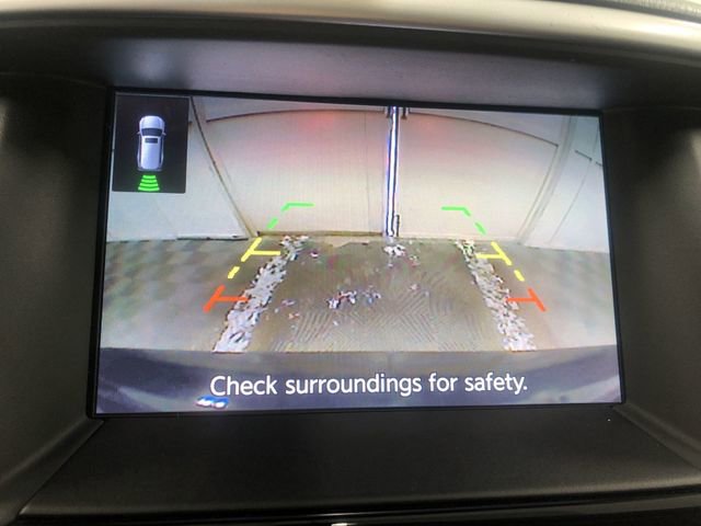 Used 2020 Nissan Pathfinder SV image 21