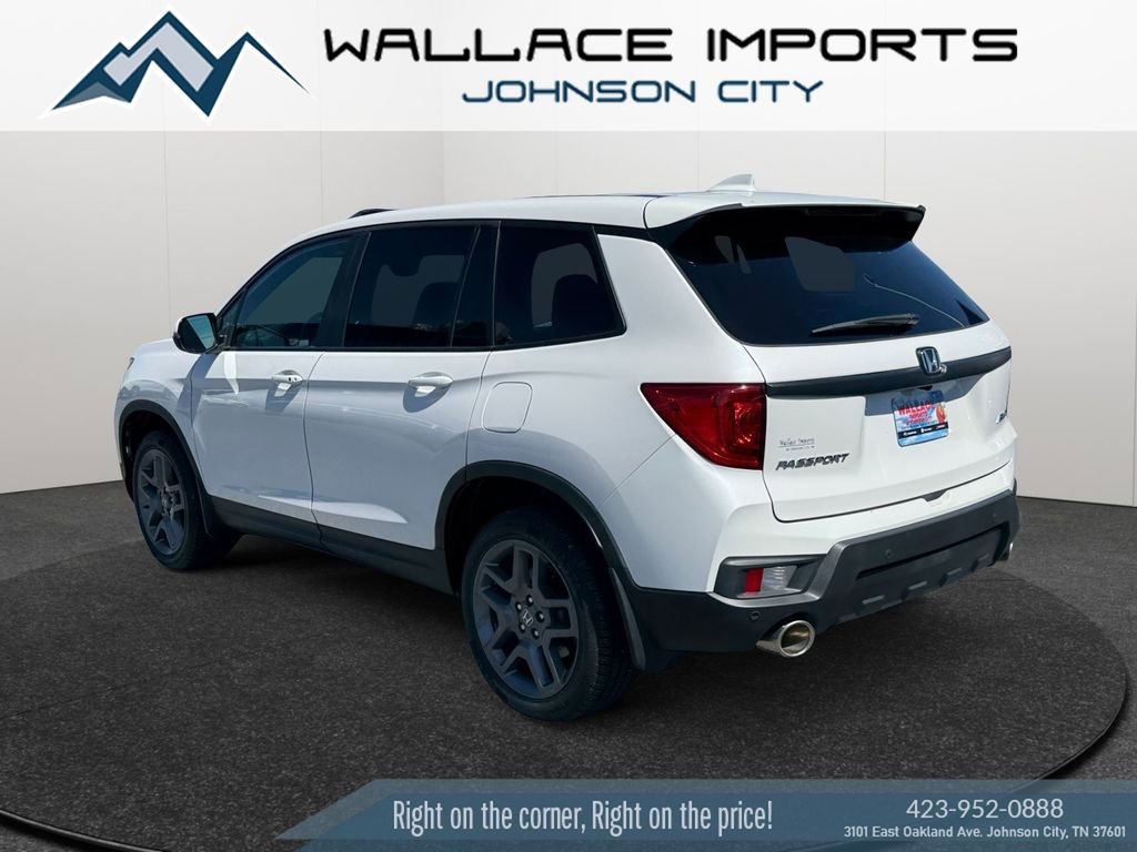 Used 2023 Honda Passport EX-L image 3
