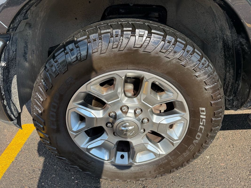 Used 2018 RAM 2500 Limited image 11