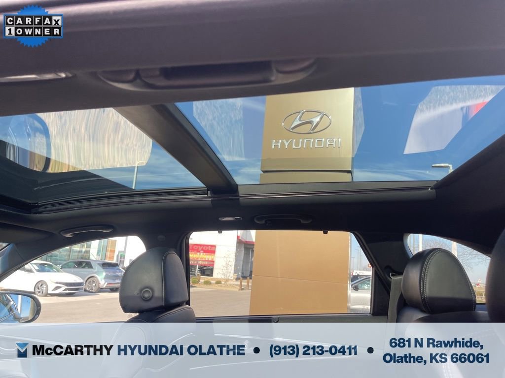 Used 2018 Kia Sorento SX image 12