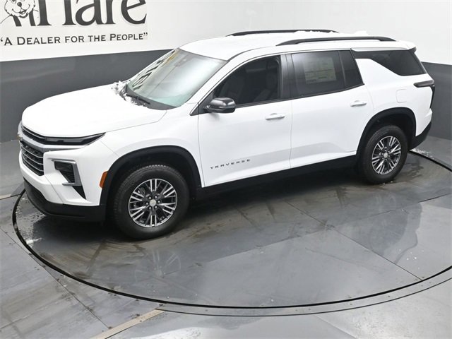 New 2026 Chevrolet Traverse LT w/ LPO, Floor Liner Package image 23