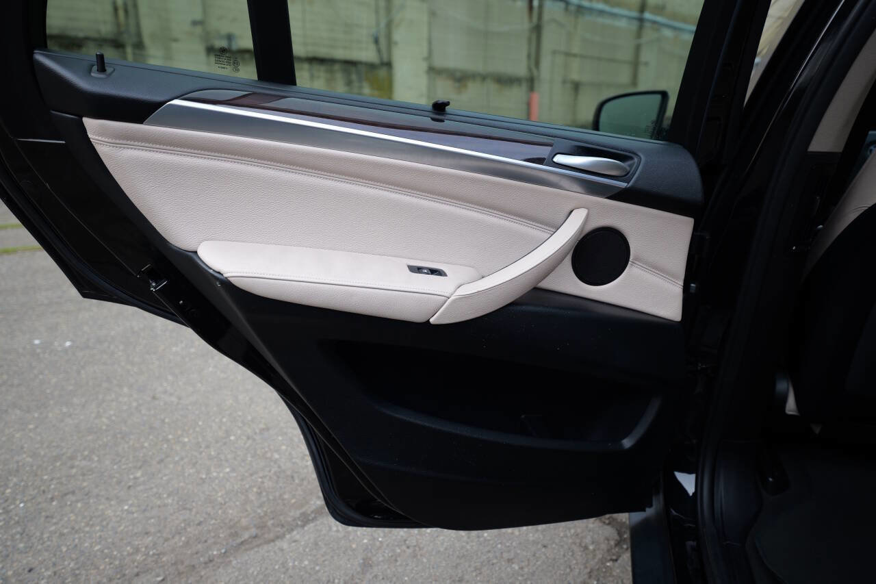 Used 2011 BMW X5 xDrive35i image 52