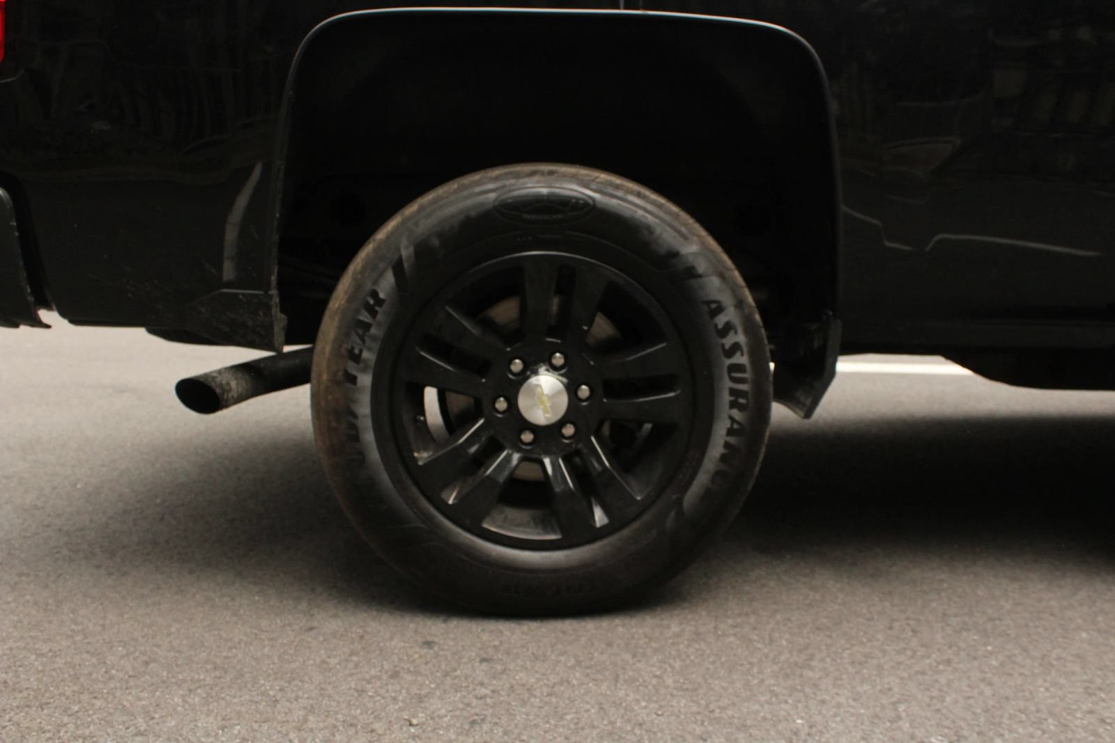 Used 2018 Chevrolet Silverado 1500 LT w/ All Star Edition AWD/4WD image 5