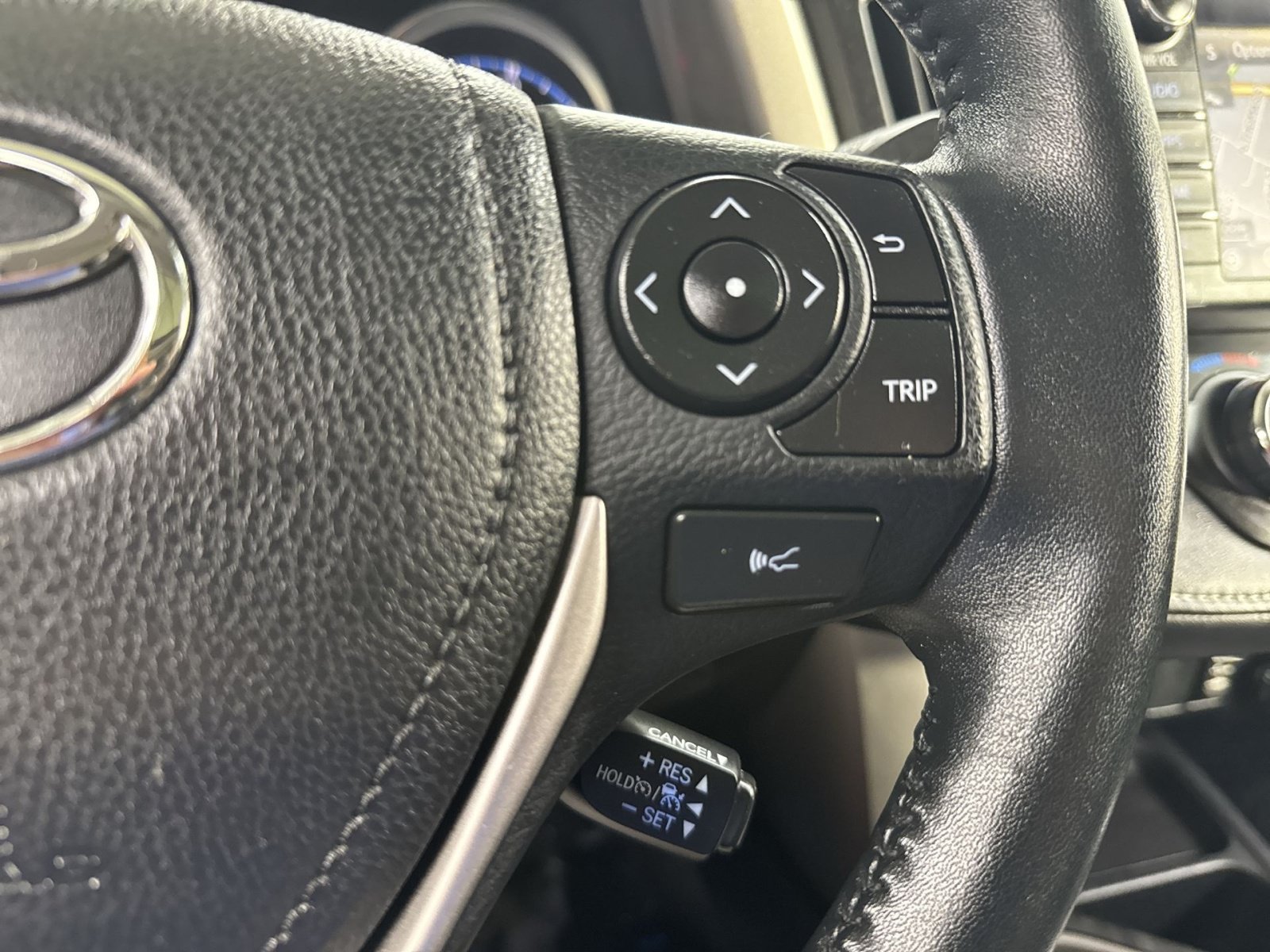 Used 2017 Toyota RAV4 Platinum AWD/4WD image 44