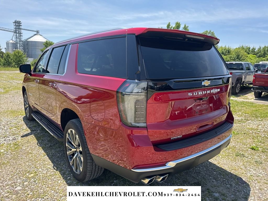 Used 2026 Chevrolet Suburban High Country w/ Sun And Tow Package AWD/4WD image 3
