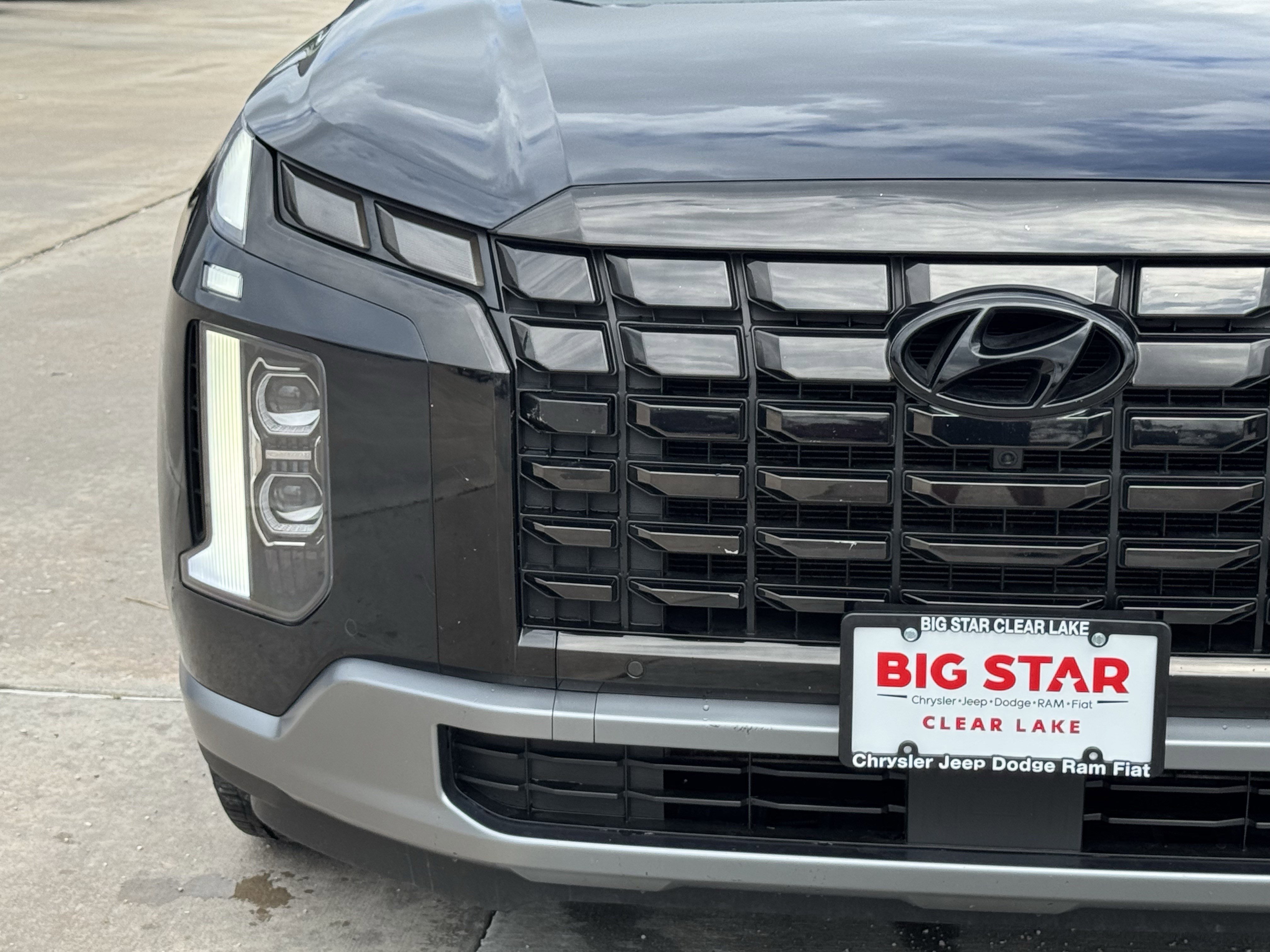 Used 2024 Hyundai Palisade Limited image 6