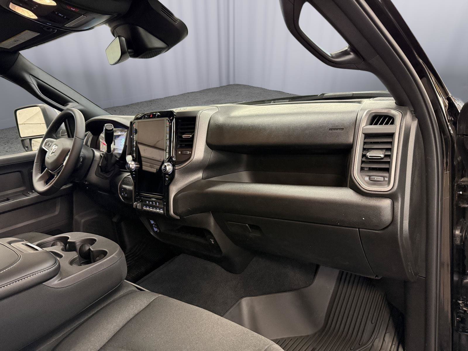 New 2026 RAM 2500 Tradesman AWD/4WD image 39