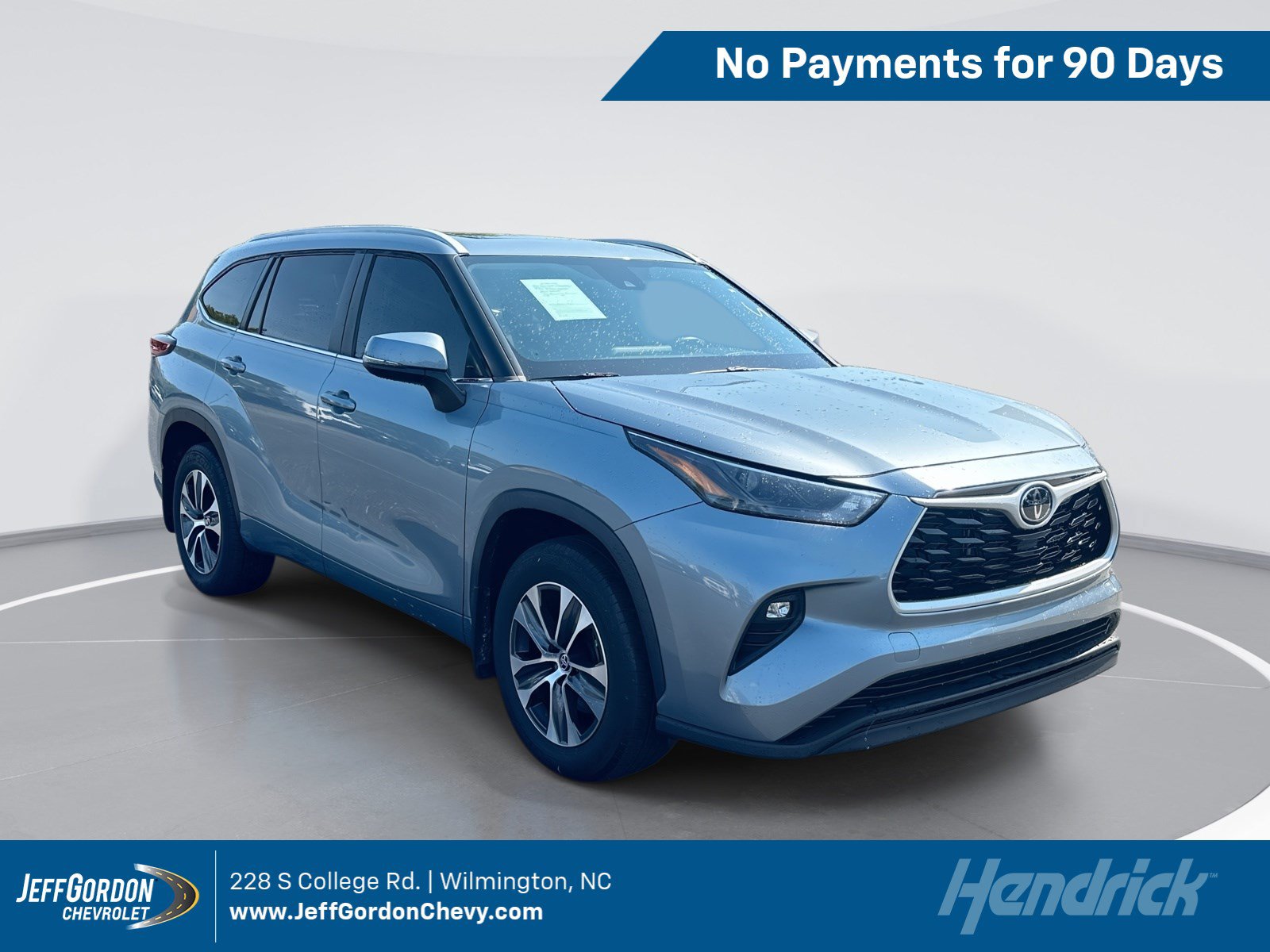 Used 2023 Toyota Highlander XLE