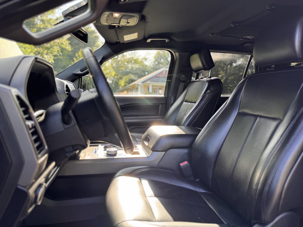 Used 2020 Ford Expedition Max XLT image 10