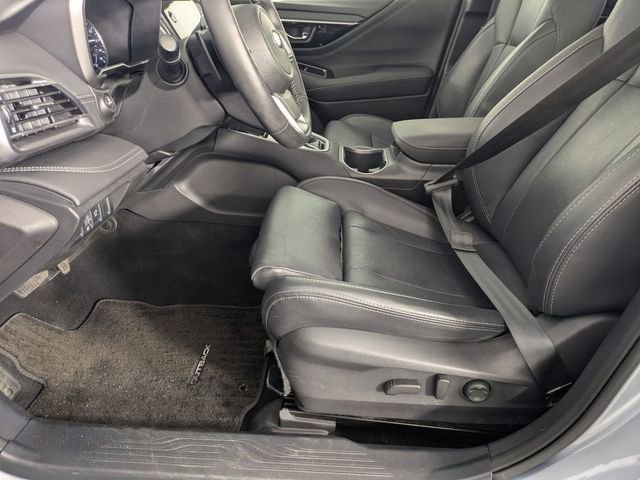 Used 2023 Subaru Outback Limited AWD/4WD image 12