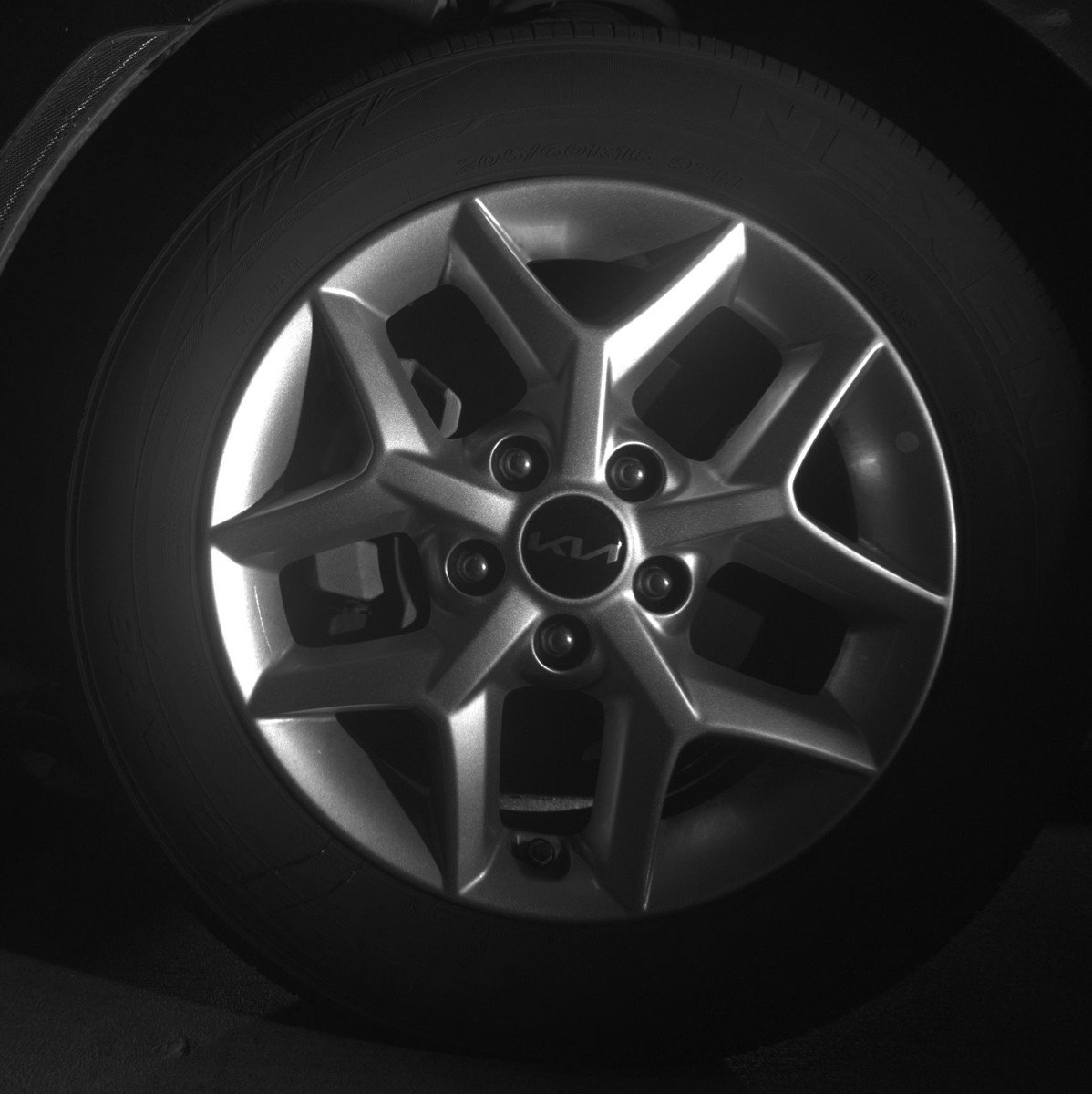 Used 2025 Kia Soul LX w/ LX Technology Package FWD image 12