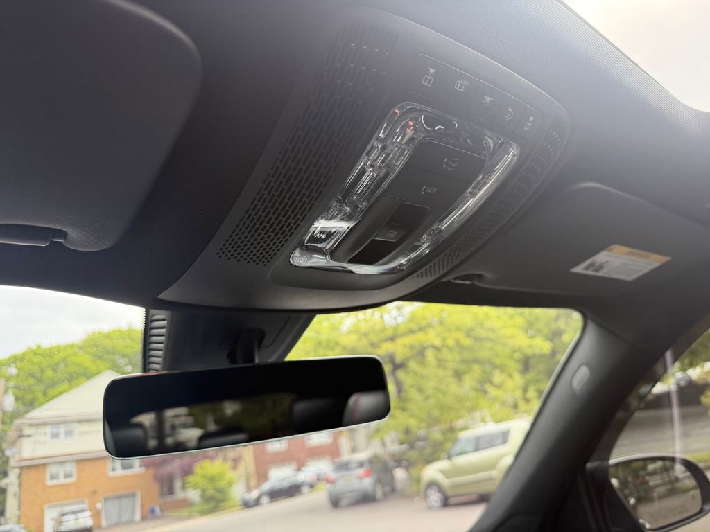 Used 2021 Mercedes-Benz GLB 250 4MATIC image 22