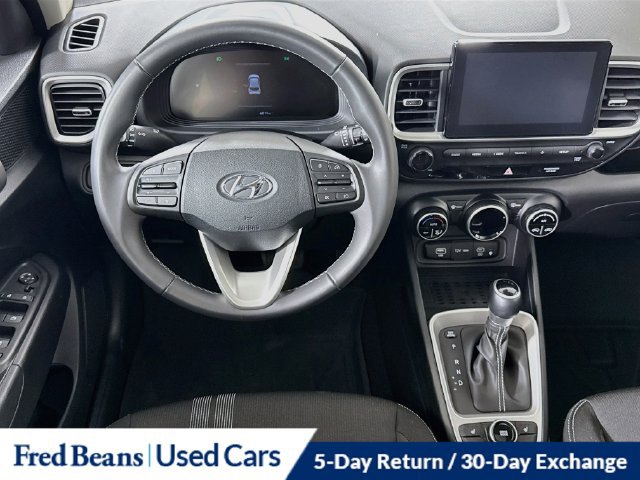 Certified 2026 Hyundai Venue SEL FWD image 28