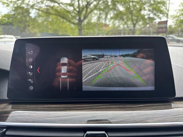Used 2018 BMW 530e xDrive w/ M Sport Package 2 AWD/4WD image 24