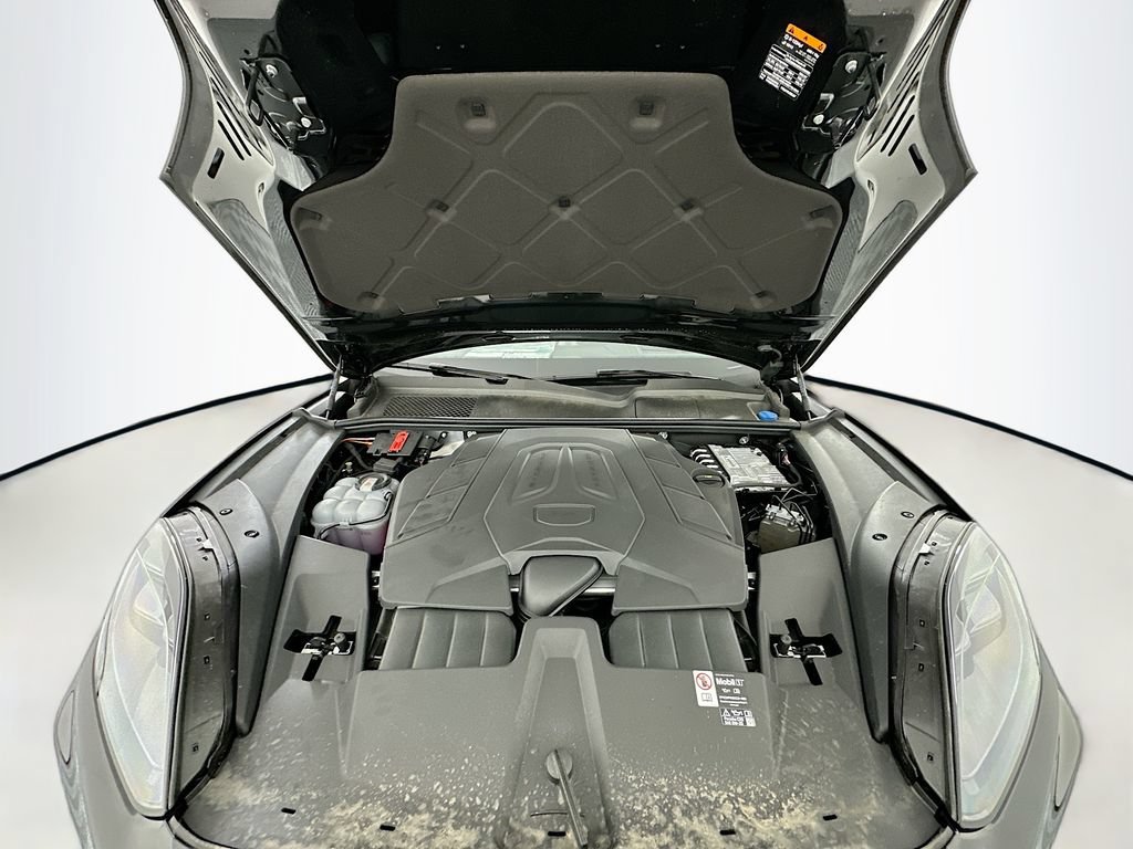 New 2026 Porsche Cayenne AWD/4WD image 31
