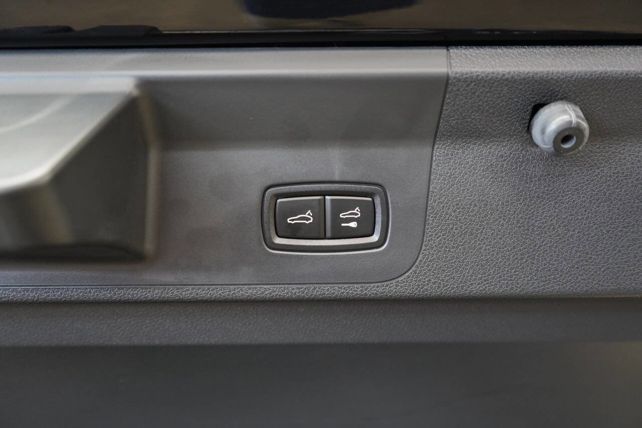 Used 2023 Porsche Panamera Turbo S image 83