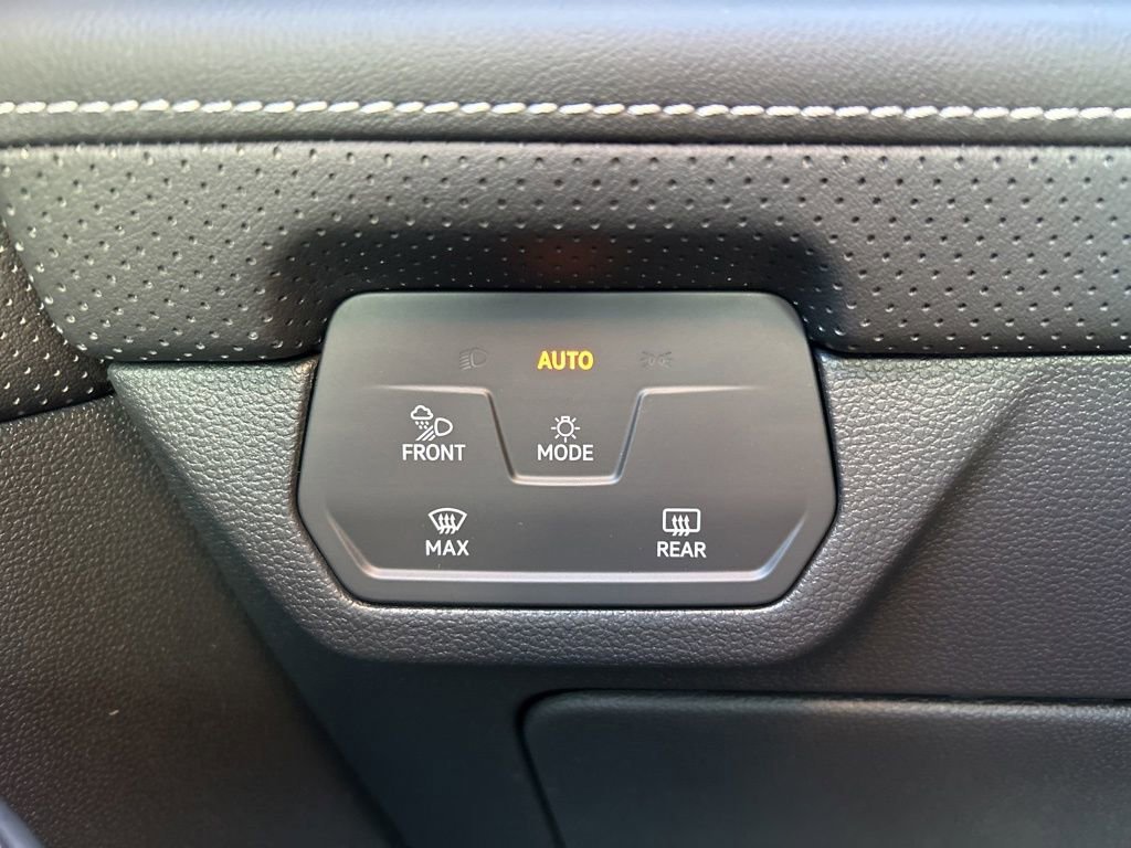 New 2026 Volkswagen Atlas SEL Premium R-Line AWD/4WD image 31