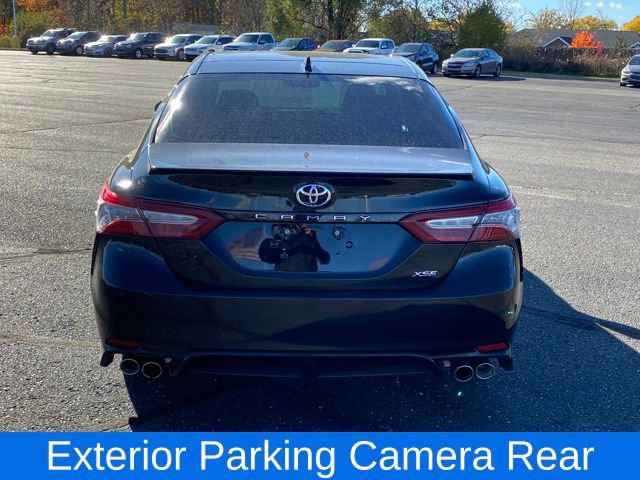 Used 2018 Toyota Camry XSE image 4