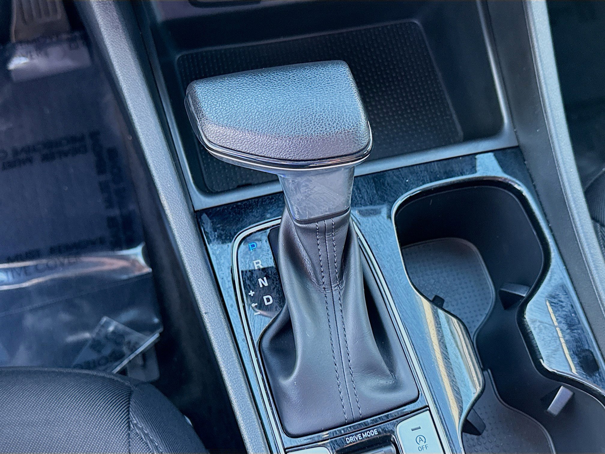 Used 2024 Hyundai Tucson SE image 15