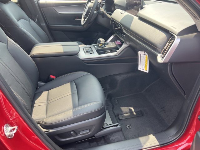 New 2025 MAZDA CX-70 Plug-In Hybrid w/ Premium Pkg image 39