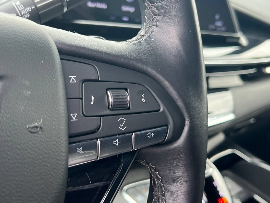 Certified 2024 Cadillac Escalade Sport w/ LPO, ONYX Package AWD/4WD image 33