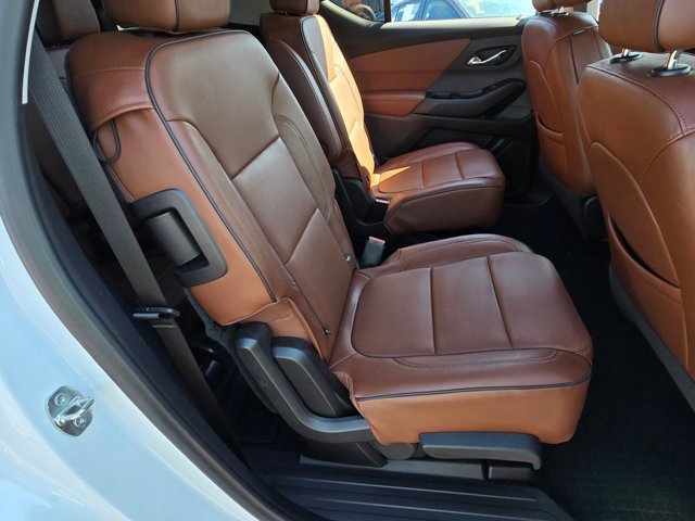 Used 2021 Chevrolet Traverse High Country FWD image 19
