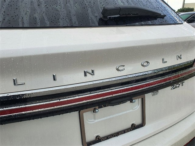 Used 2019 Lincoln Nautilus Standard image 10