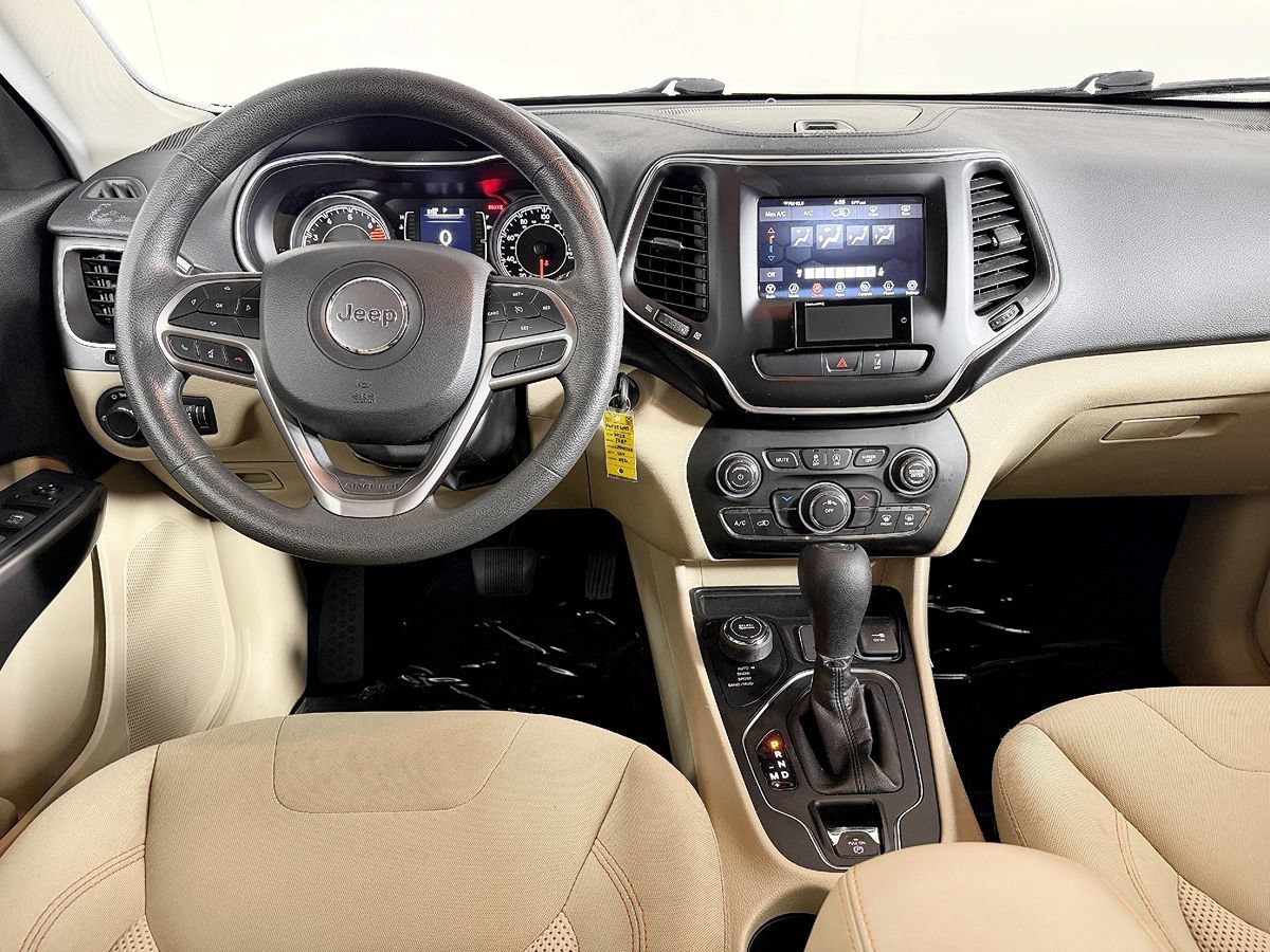 Used 2021 Jeep Cherokee Latitude AWD/4WD image 51