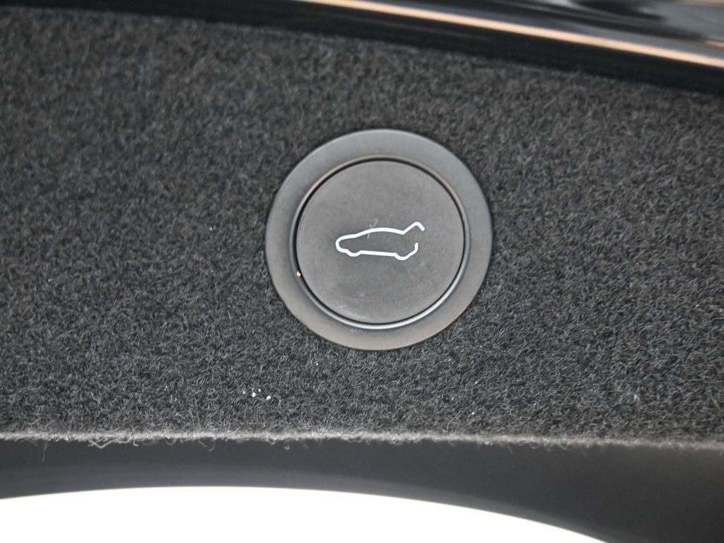 Used 2024 Tesla Model 3 Standard Range image 15