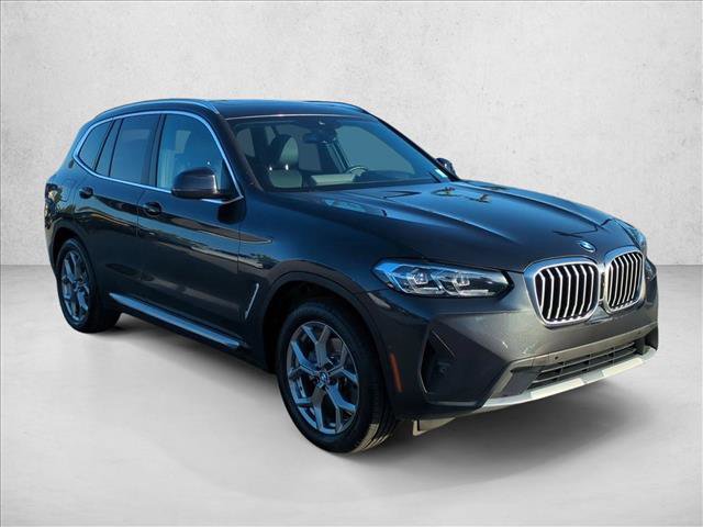 Used 2023 BMW X3 xDrive30i w/ Premium Package AWD/4WD image 3
