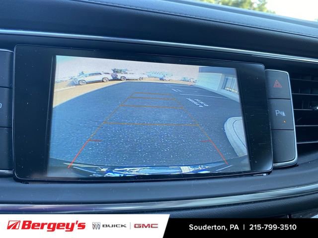 Used 2019 Buick Enclave Essence AWD/4WD image 17