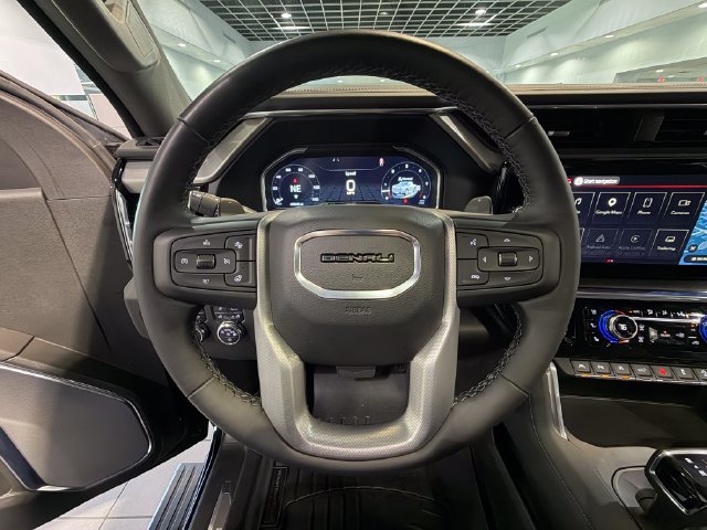 Used 2023 GMC Sierra 1500 Denali w/ Denali Reserve Package AWD/4WD image 17