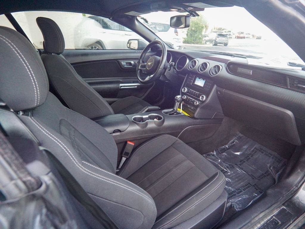 Used 2019 Ford Mustang Convertible RWD image 20