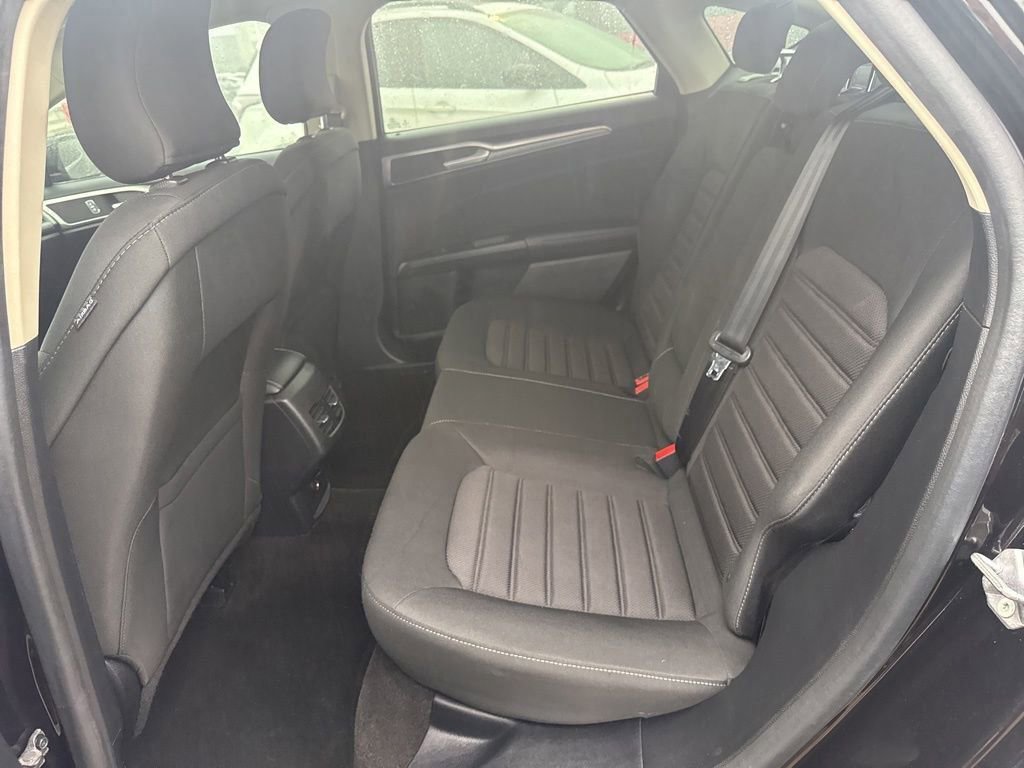 Used 2019 Ford Fusion SE image 51