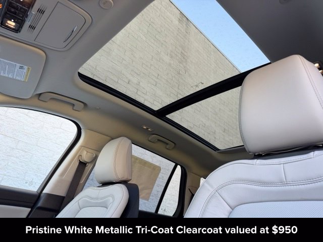 New 2027 Lincoln Aviator Reserve AWD/4WD image 3