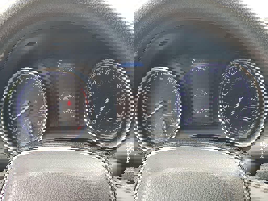 Used 2020 Toyota Camry LE image 24