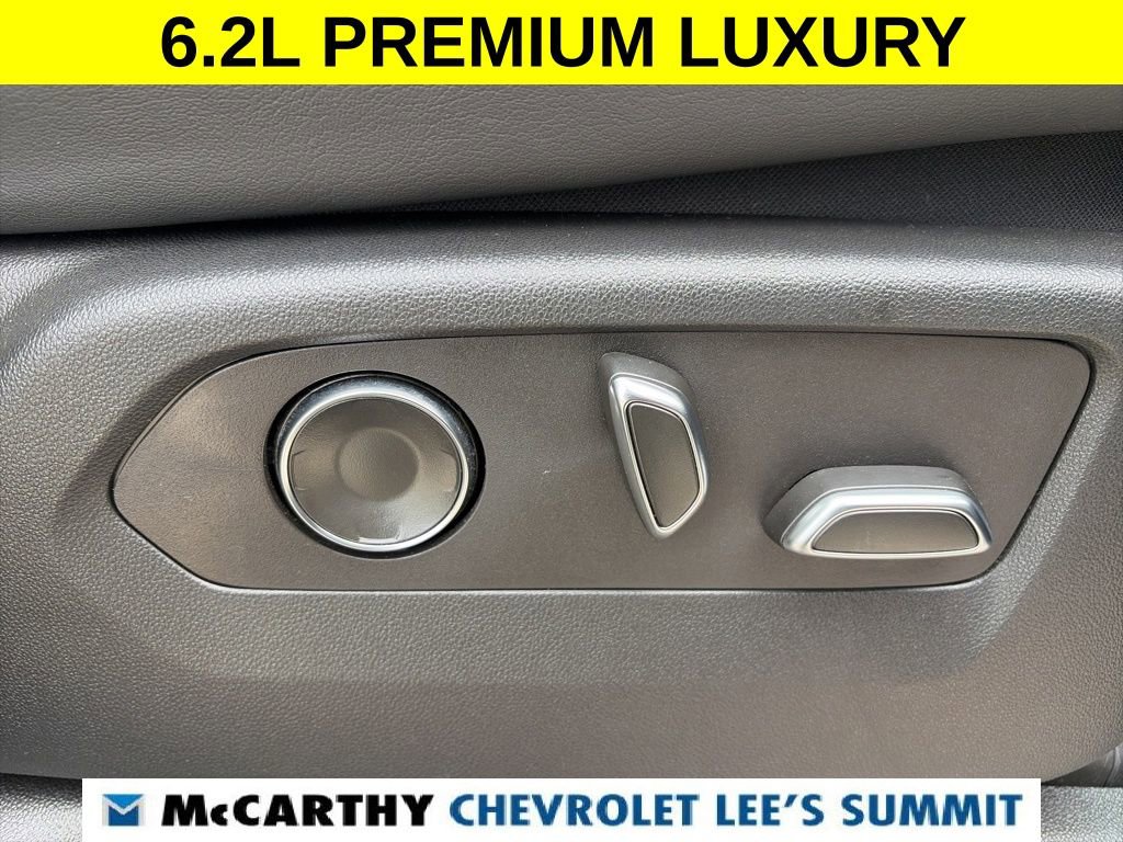 Used 2023 Cadillac Escalade Premium Luxury w/ LPO, Illumination Package AWD/4WD image 36
