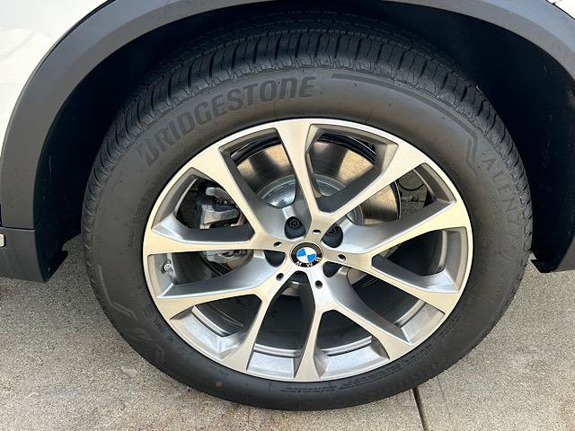 Used 2026 BMW X5 xDrive40i AWD/4WD image 33