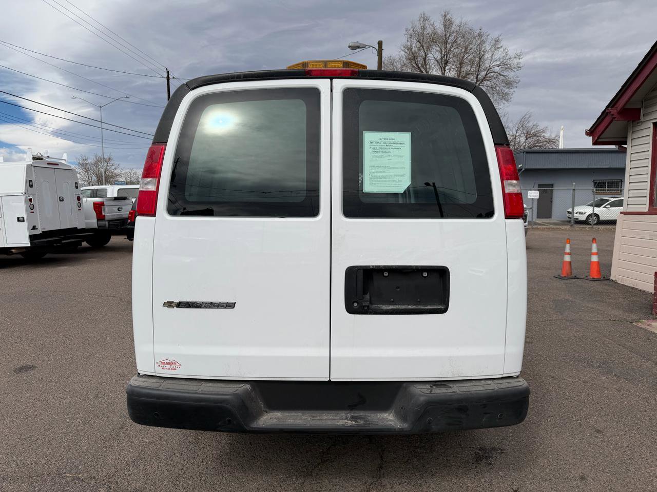 Used 2020 Chevrolet Express 2500 Extended w/ Communications Package image 8