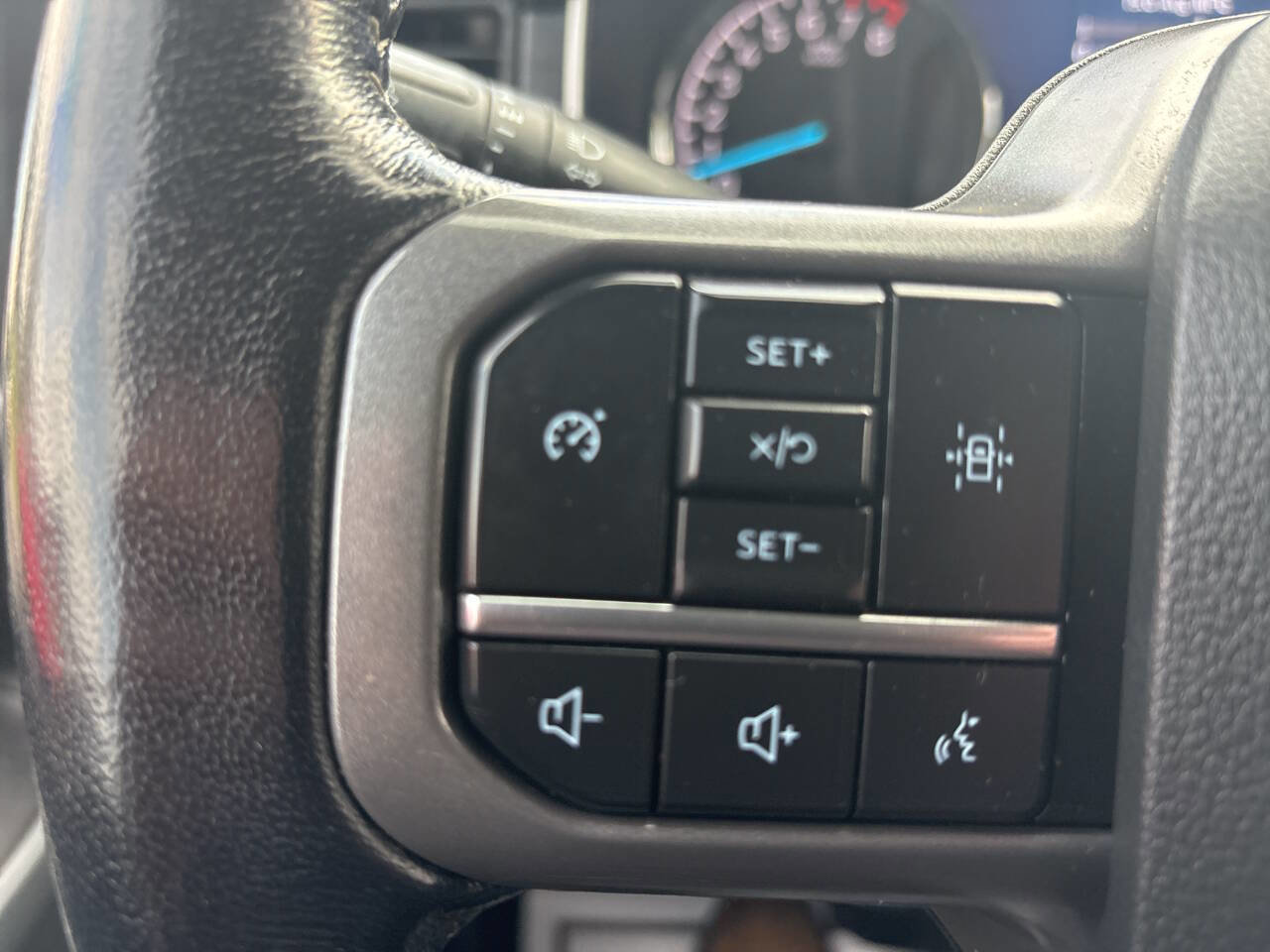 Used 2022 Ford F150 XLT w/ Equipment Group 302A High image 37