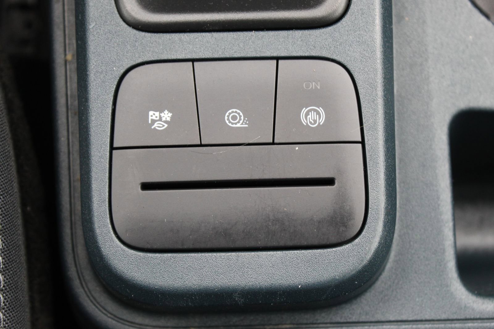 Used 2023 Ford Maverick XL image 31